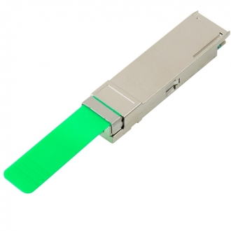 QSFP+ plug